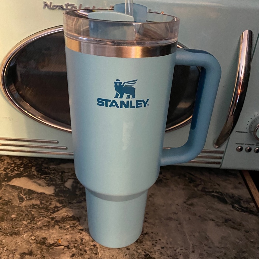 Stanley Quencher H2.0 FlowState Stainless Steel Vacuum Insulated Tumbler 40oz